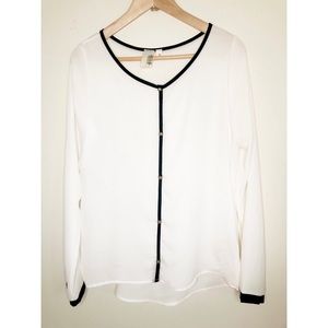 Francesca’s Long Sleeve Button Blouse